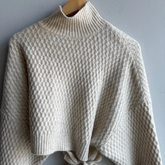 Zara Open Back Knit Mock Neck Sweater - Picture 4 of 7